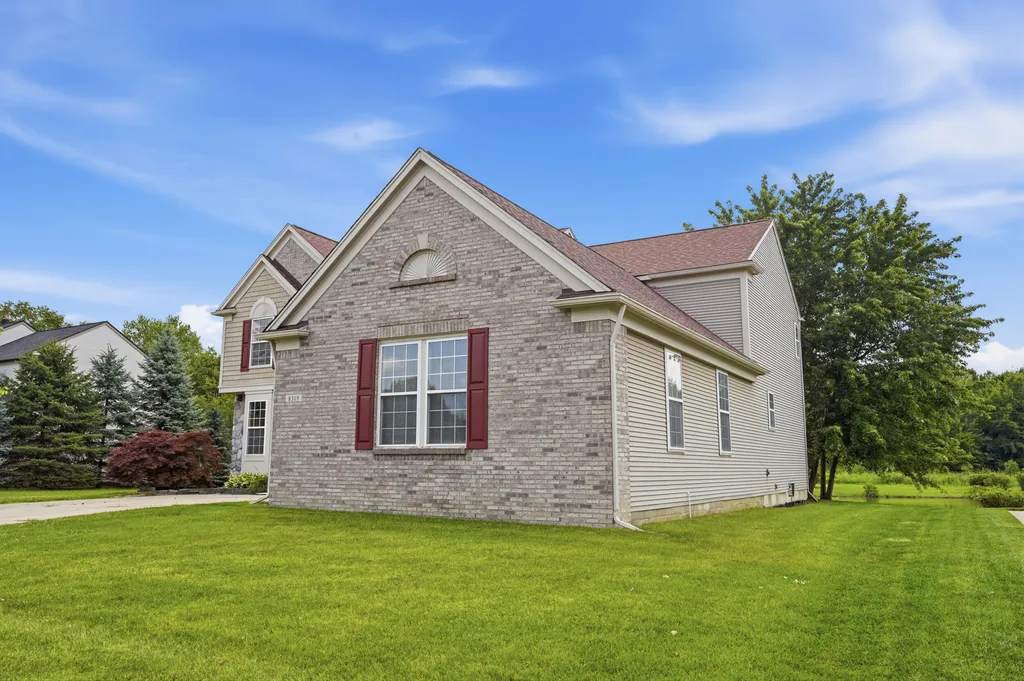 8319 Blue Jay Drive Ypsilanti Charter Township MI 48197