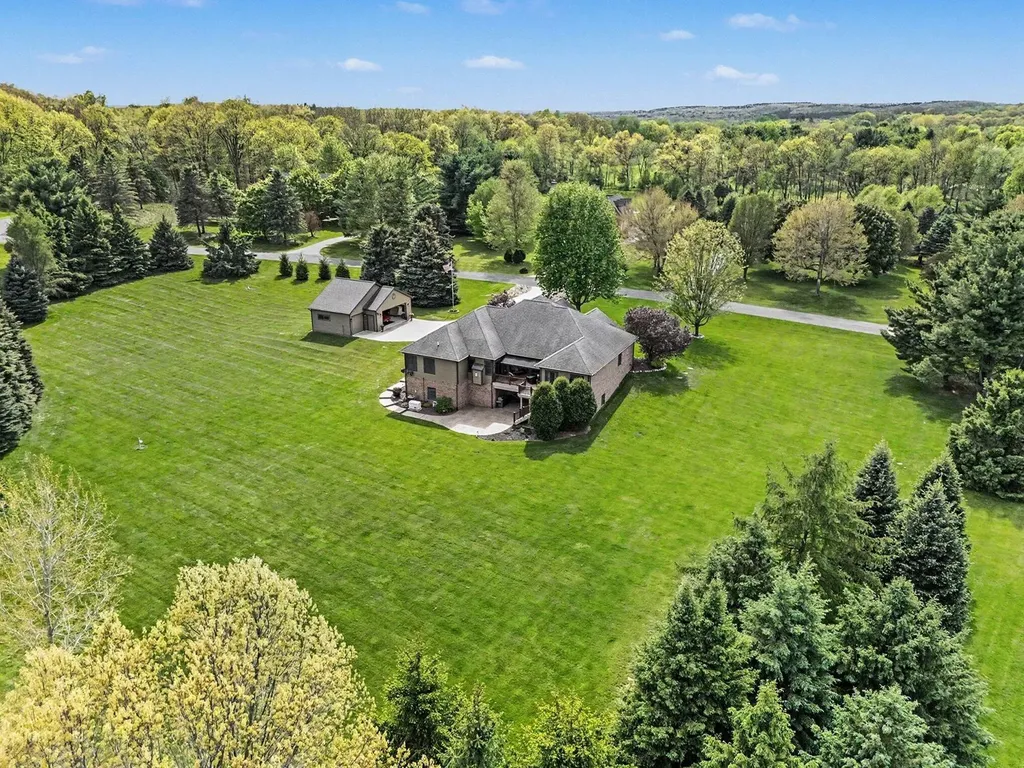 8588 Webster Hills Road Webster Township MI 48130