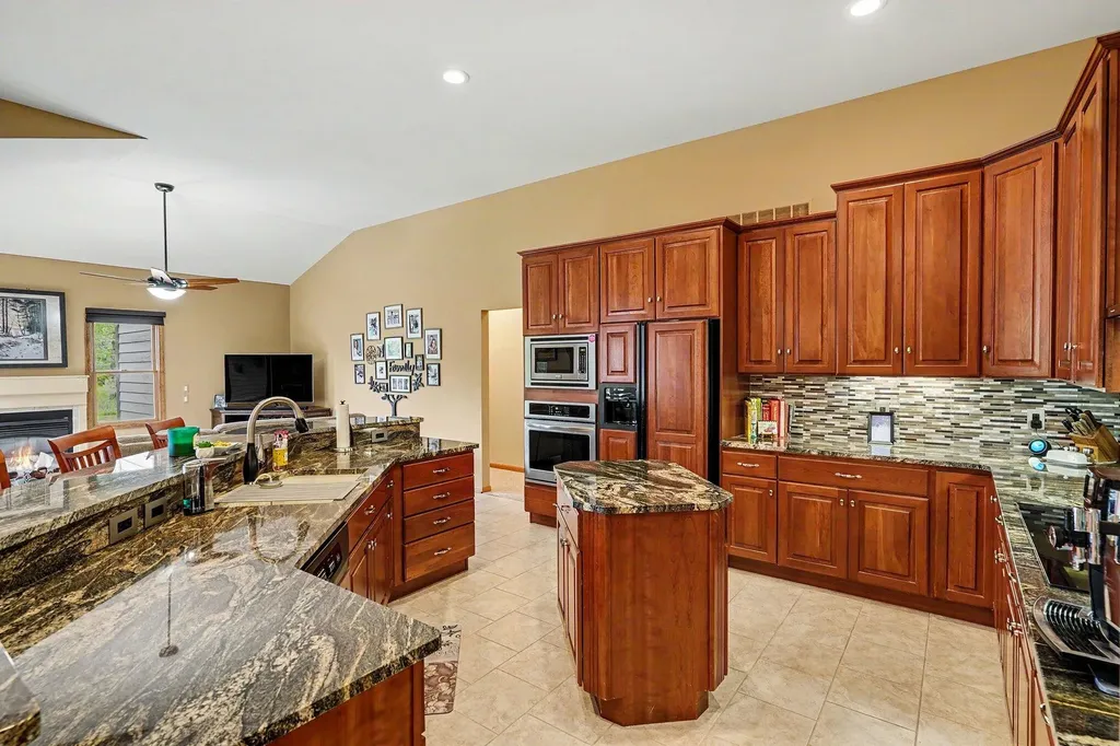 8588 Webster Hills Road Webster Township MI 48130