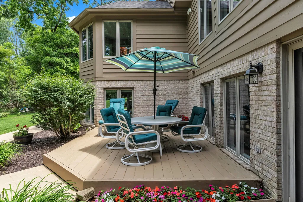 24491 Forest Drive Lyon Charter Township MI 48178
