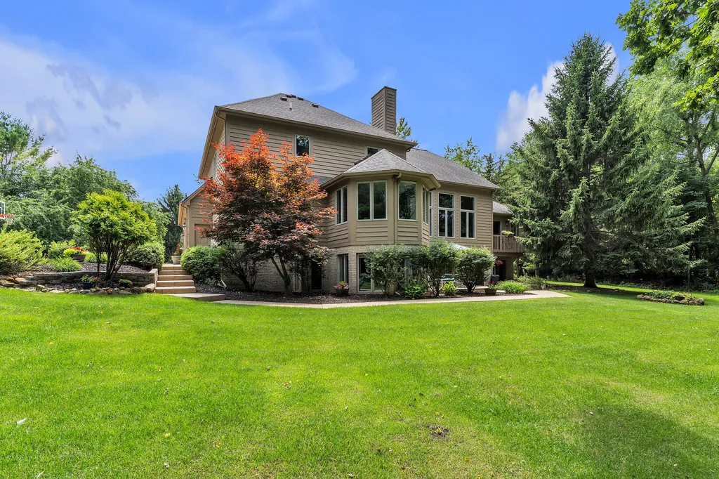 24491 Forest Drive Lyon Charter Township MI 48178