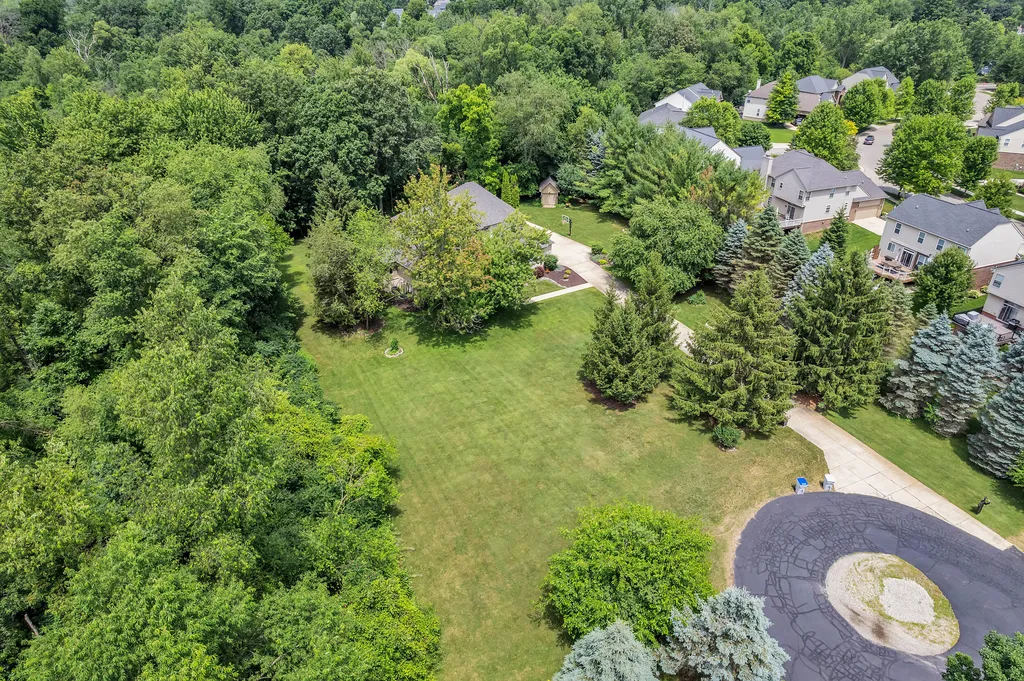 24491 Forest Drive Lyon Charter Township MI 48178