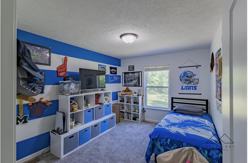 415 Edgewood Pass Fenton City MI 48430