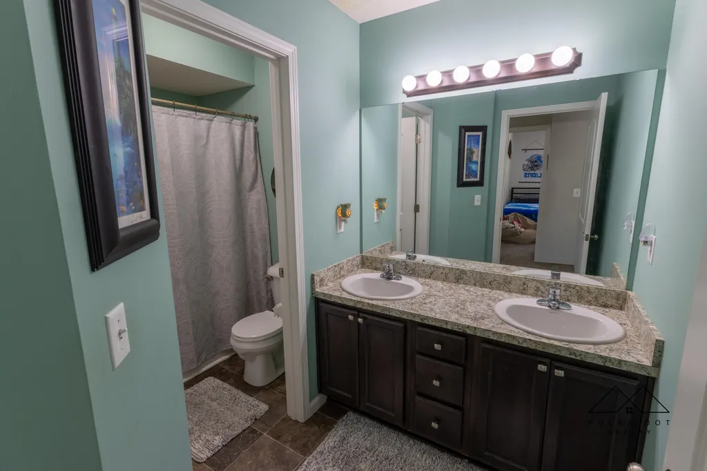 415 Edgewood Pass Fenton City MI 48430