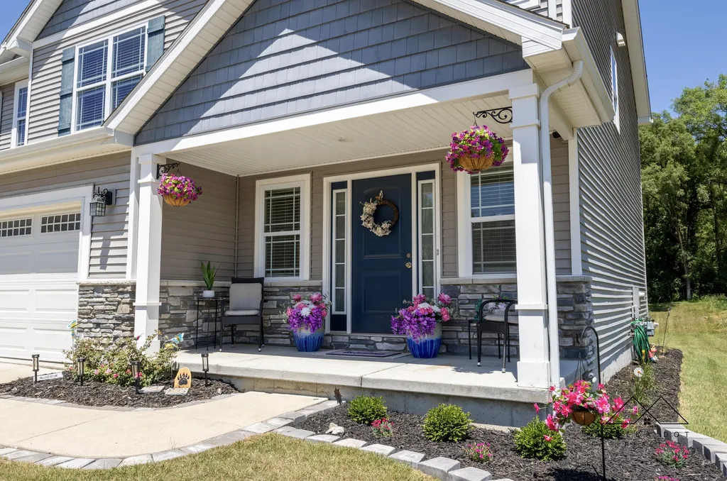 415 Edgewood Pass Fenton City MI 48430