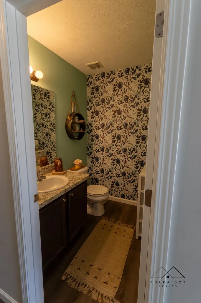 415 Edgewood Pass Fenton City MI 48430