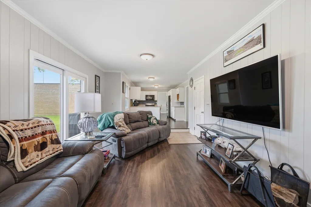 3919 Orchard View Rochester Hills City MI 48307