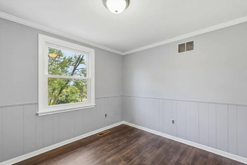 3919 Orchard View Rochester Hills City MI 48307