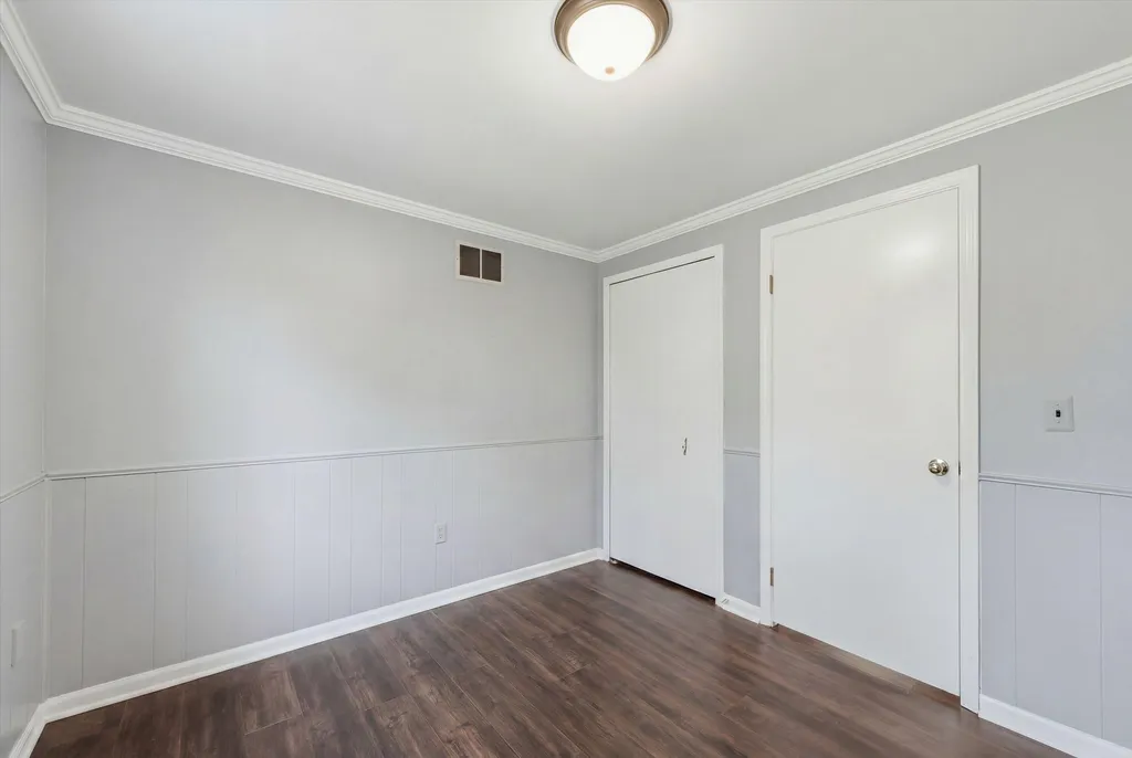 3919 Orchard View Rochester Hills City MI 48307