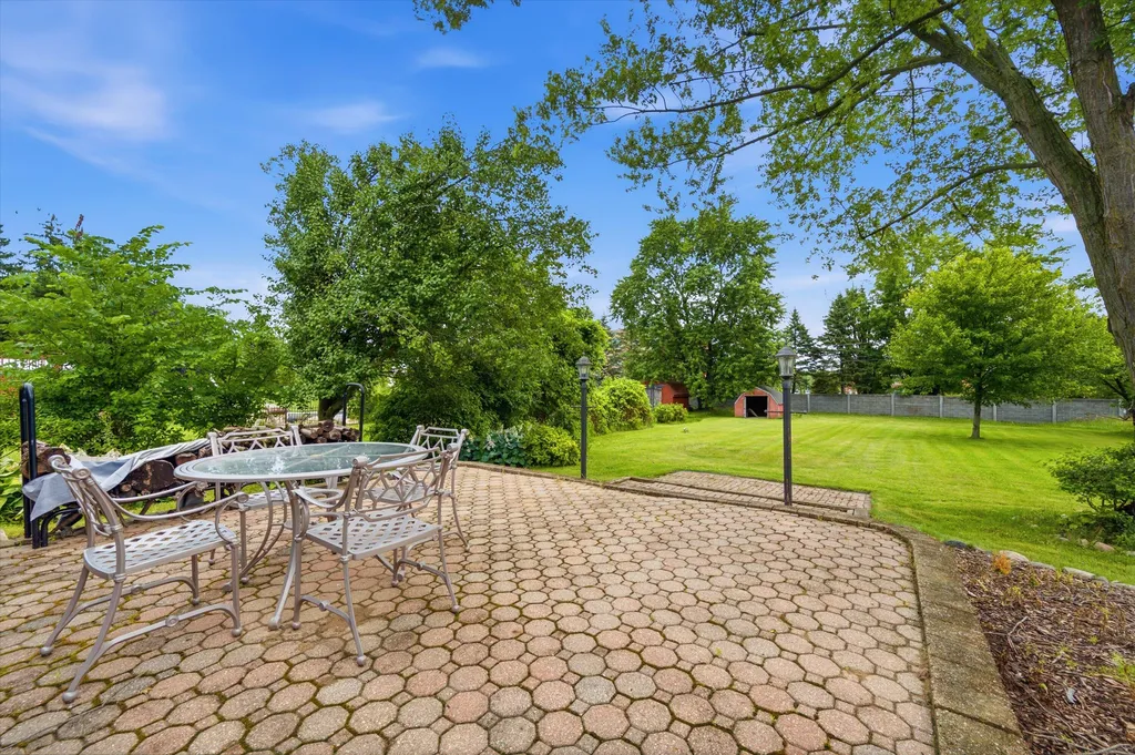 3919 Orchard View Rochester Hills City MI 48307