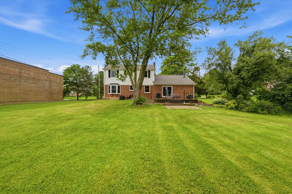 3919 Orchard View Rochester Hills City MI 48307