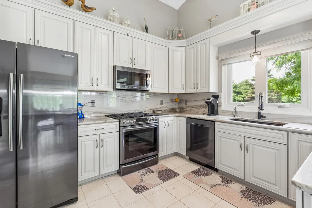 4902 Mount Morris Road Oregon Township MI 48421