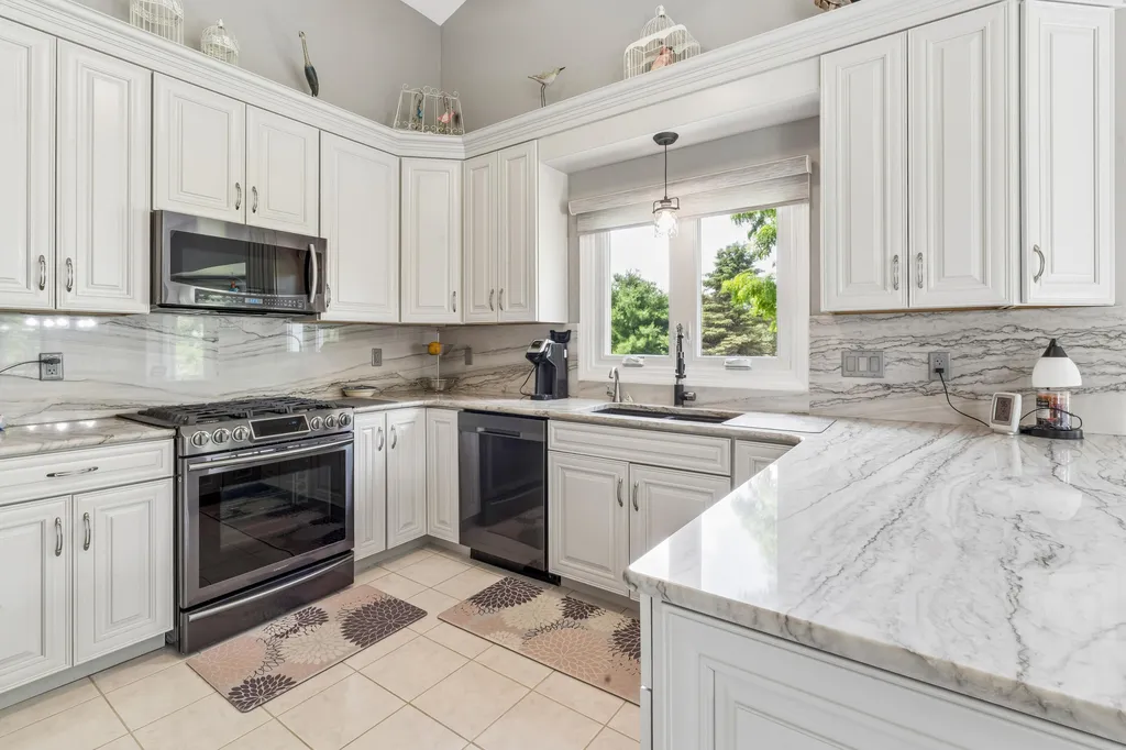 4902 Mount Morris Road Oregon Township MI 48421
