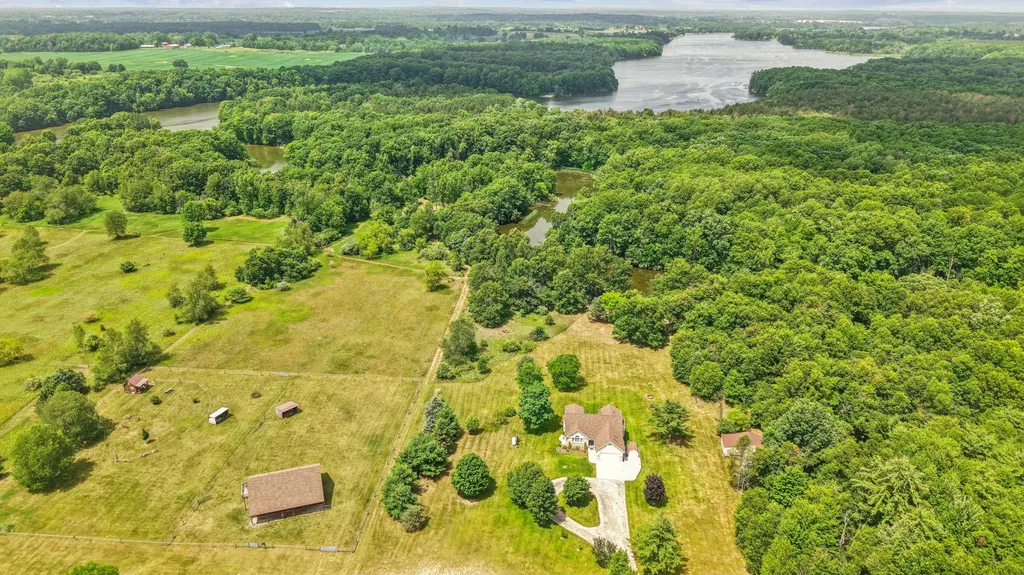 4902 Mount Morris Road Oregon Township MI 48421