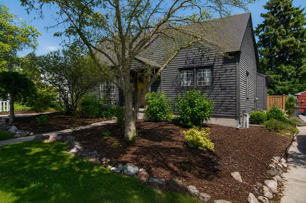 822 Duncan Street Ann Arbor City MI 48103