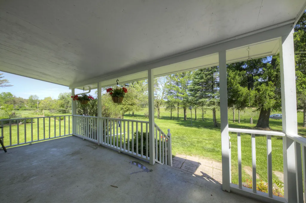 15610 Arnold Road Unadilla Township MI 48137