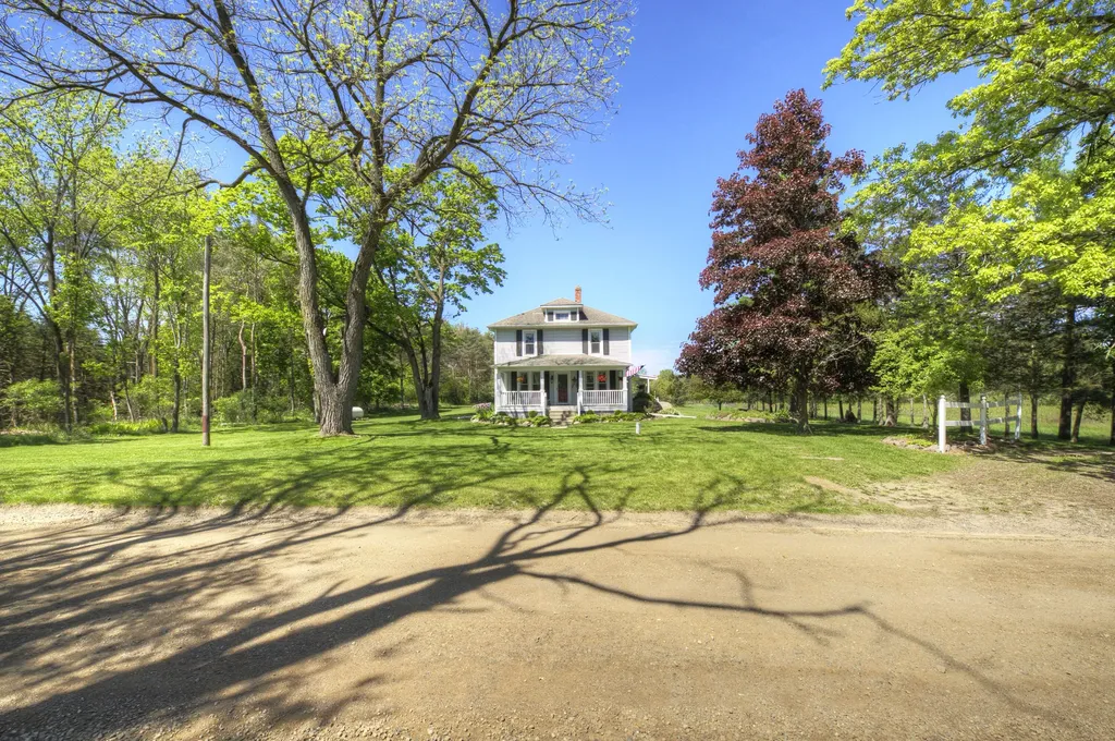15610 Arnold Road Unadilla Township MI 48137