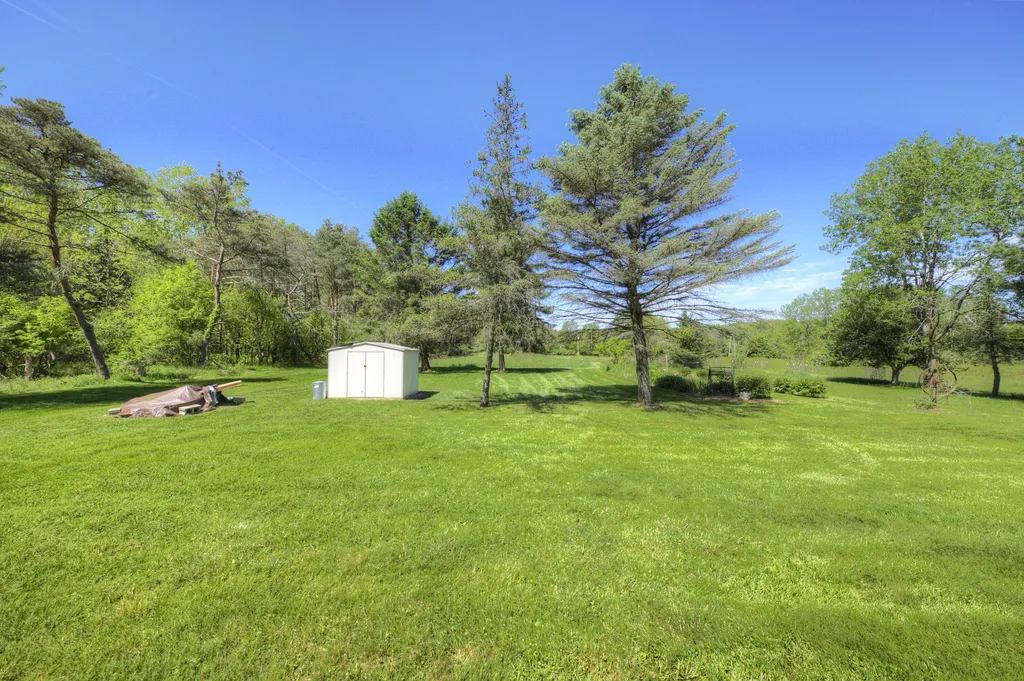 15610 Arnold Road Unadilla Township MI 48137