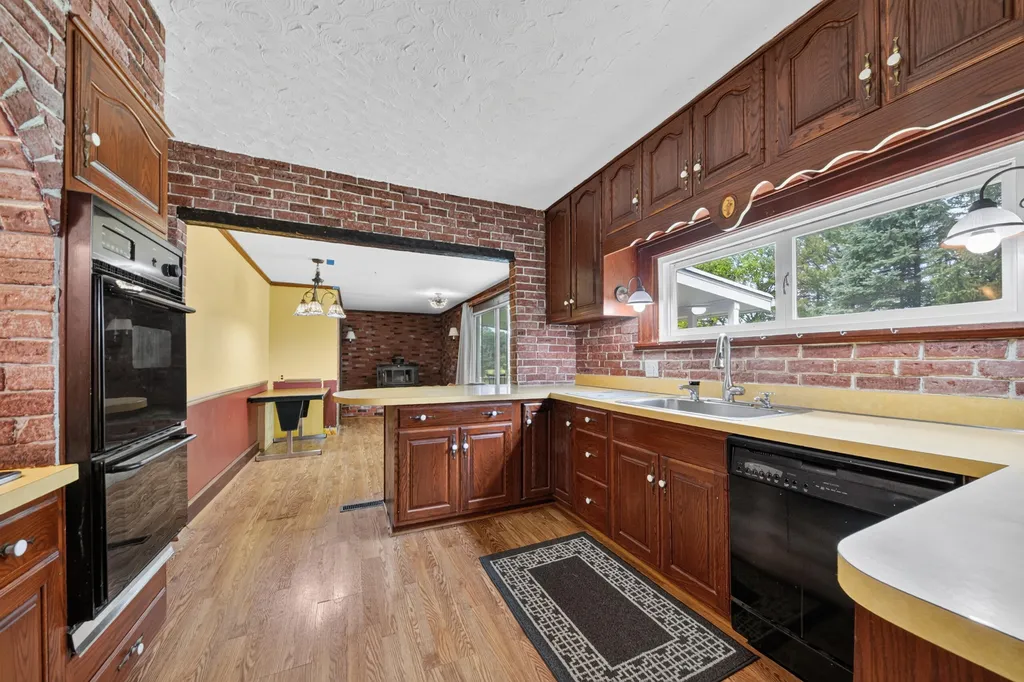 15610 Arnold Road Unadilla Township MI 48137