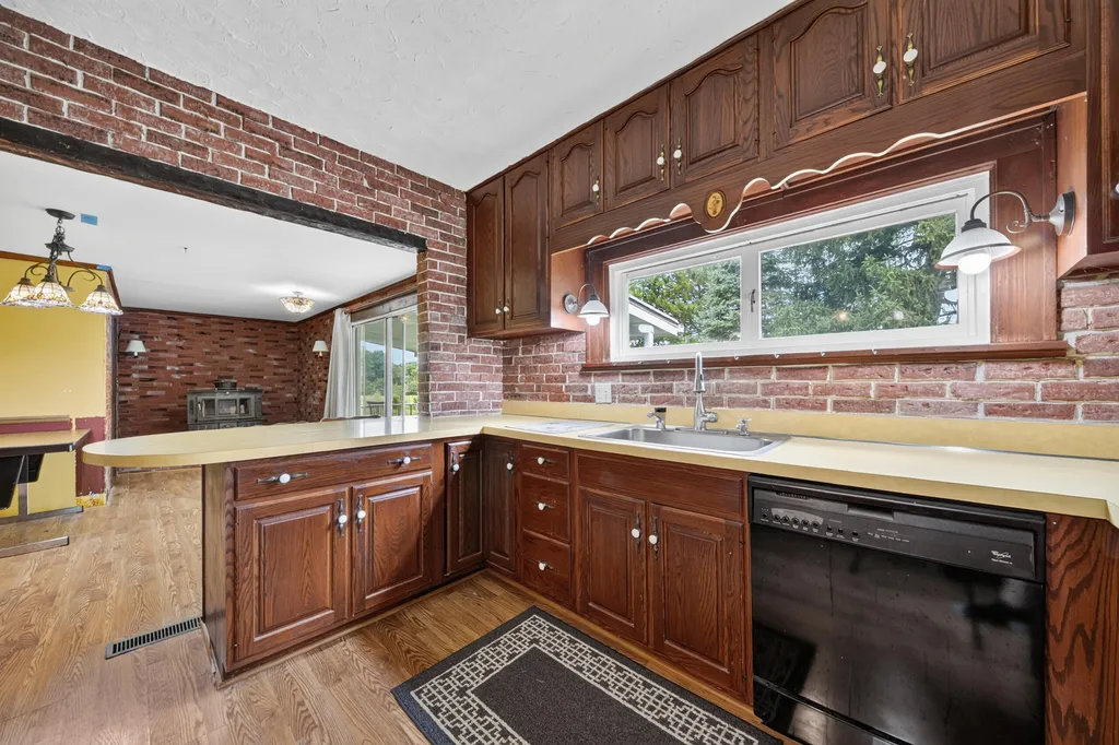 15610 Arnold Road Unadilla Township MI 48137