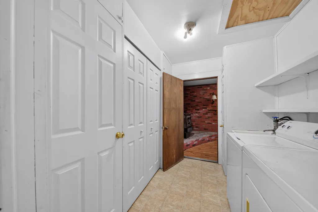 15610 Arnold Road Unadilla Township MI 48137