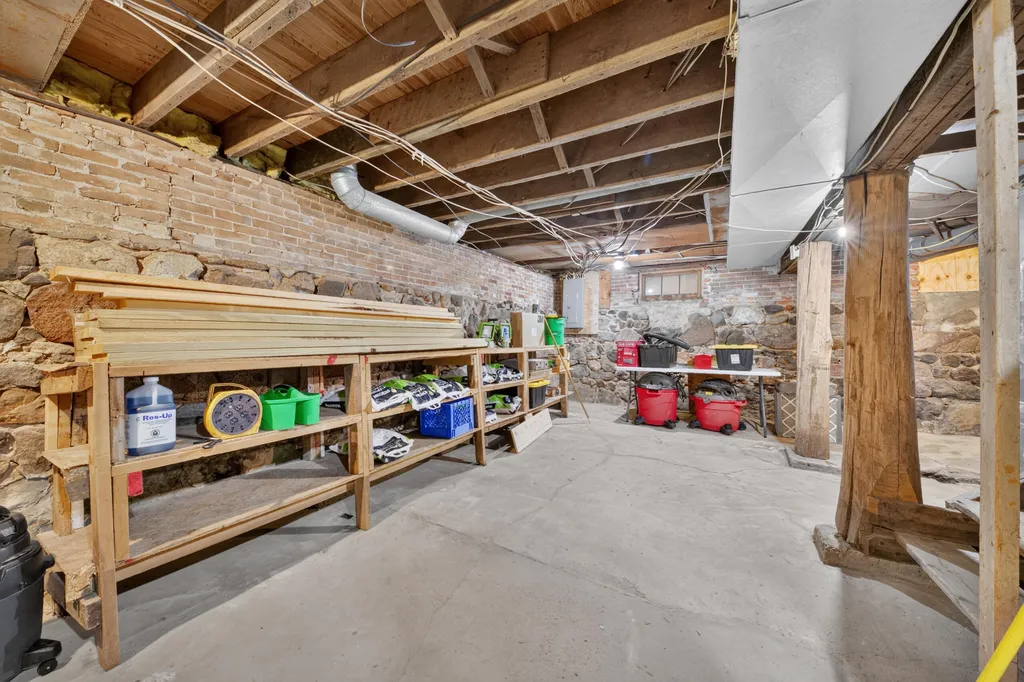 15610 Arnold Road Unadilla Township MI 48137