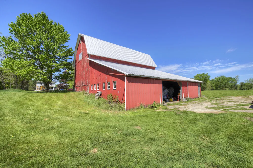 15610 Arnold Road Unadilla Township MI 48137