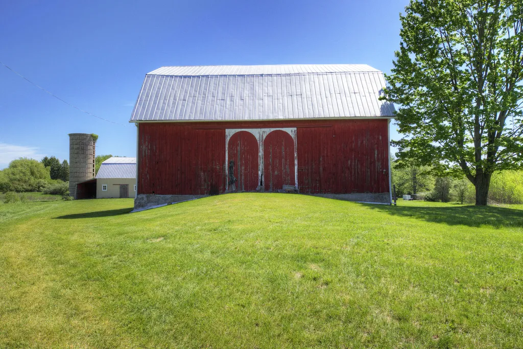 15610 Arnold Road Unadilla Township MI 48137
