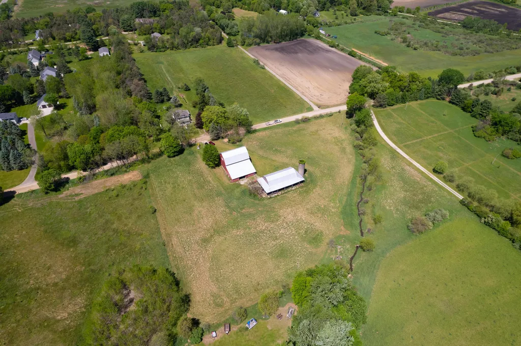 15610 Arnold Road Unadilla Township MI 48137