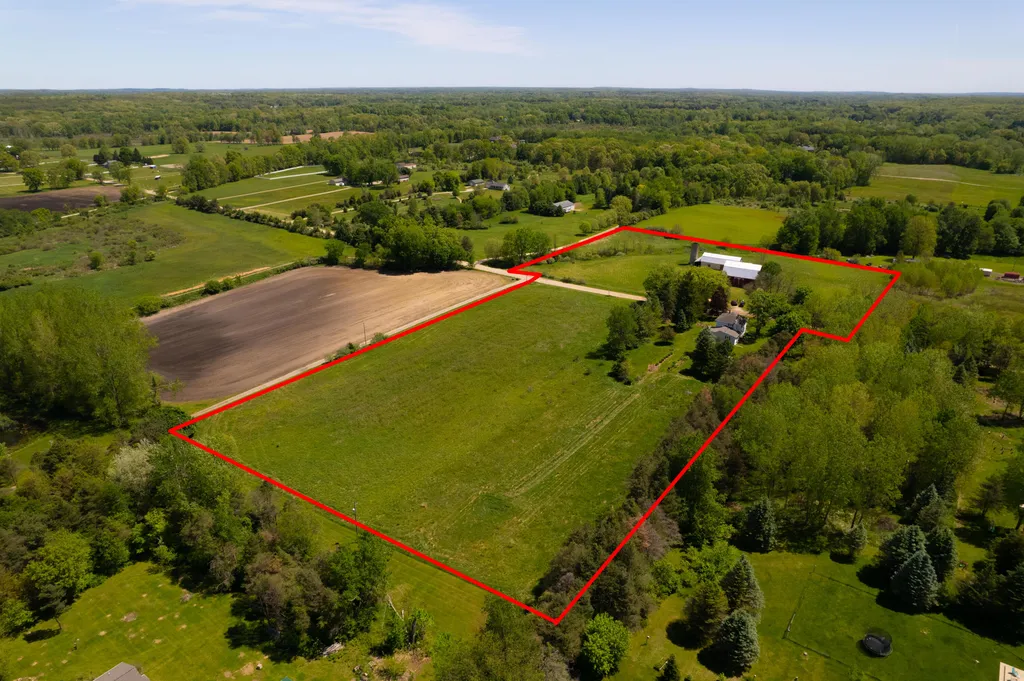 15610 Arnold Road Unadilla Township MI 48137