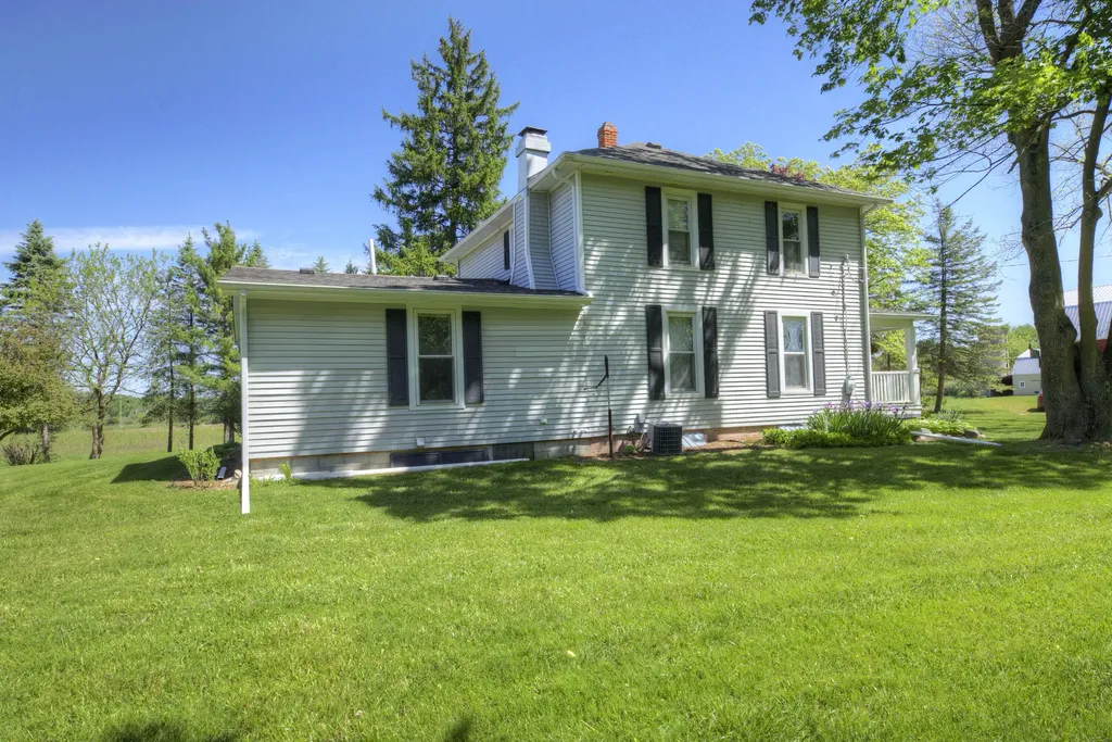 15610 Arnold Road Unadilla Township MI 48137