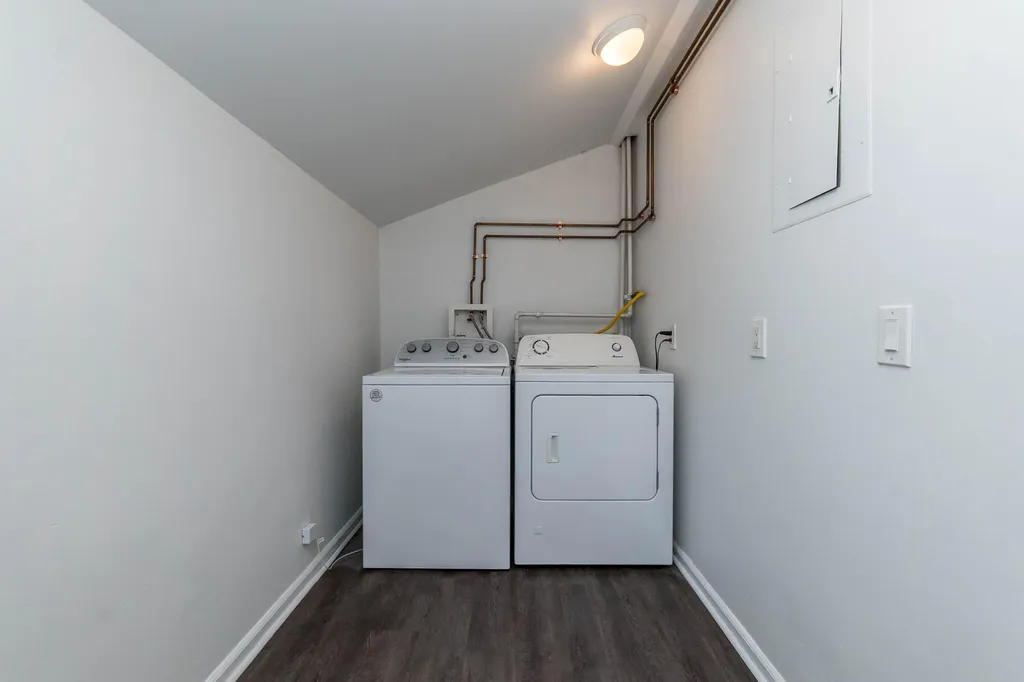 3593 Oakwood Street Ann Arbor City MI 48104