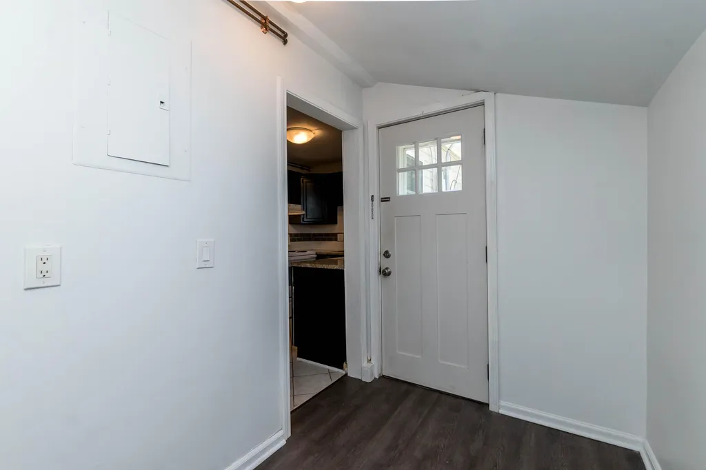 3593 Oakwood Street Ann Arbor City MI 48104