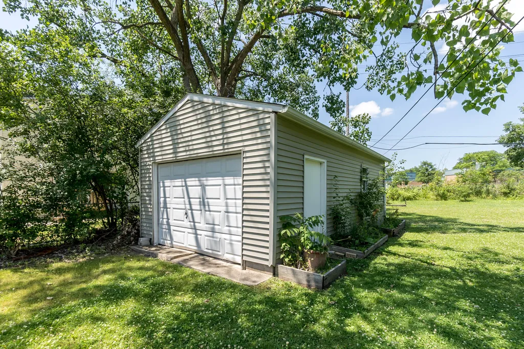3593 Oakwood Street Ann Arbor City MI 48104