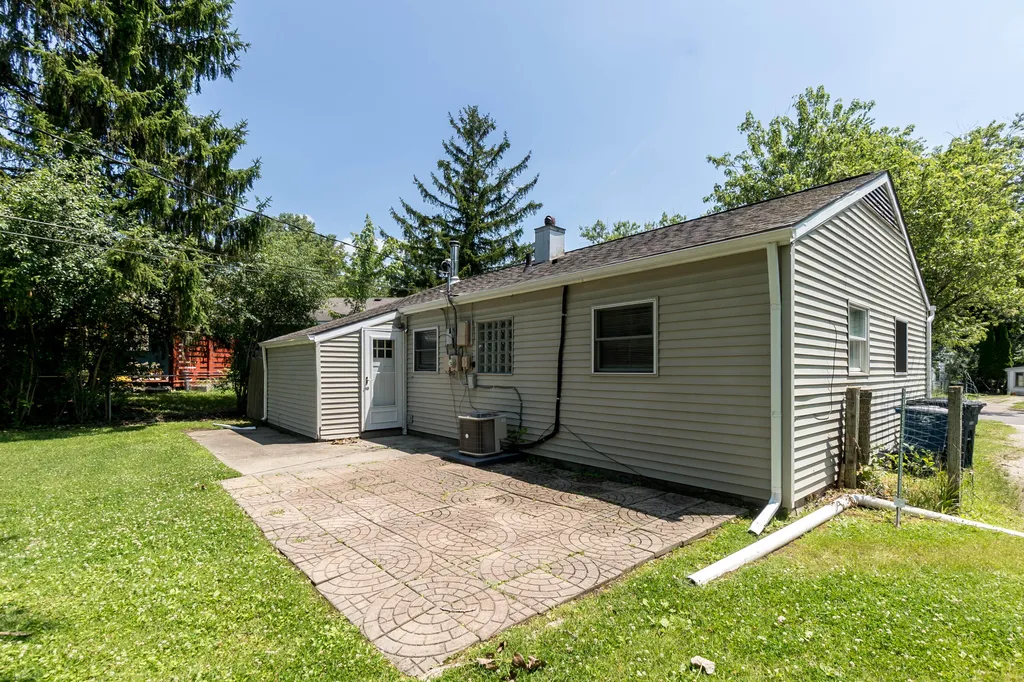 3593 Oakwood Street Ann Arbor City MI 48104