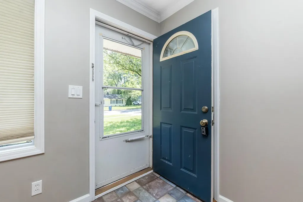 3593 Oakwood Street Ann Arbor City MI 48104