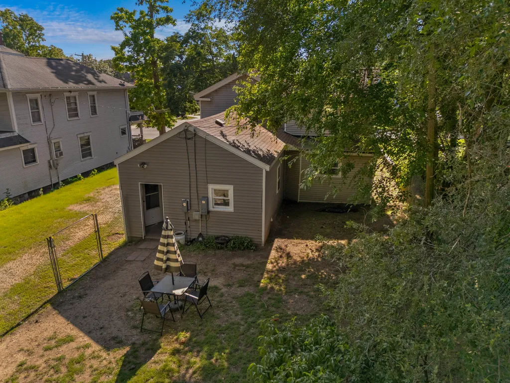 63 Oak Street Hillsdale City MI 49242
