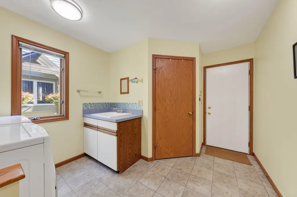 2780 Ember Way Ann Arbor City MI 48104