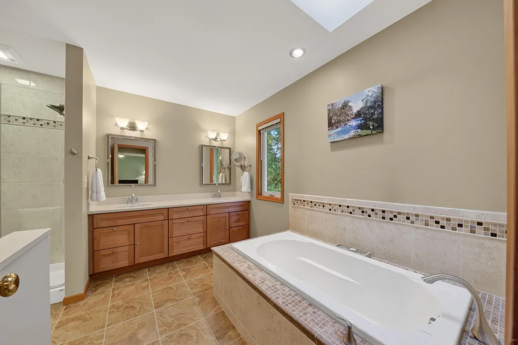 2780 Ember Way Ann Arbor City MI 48104