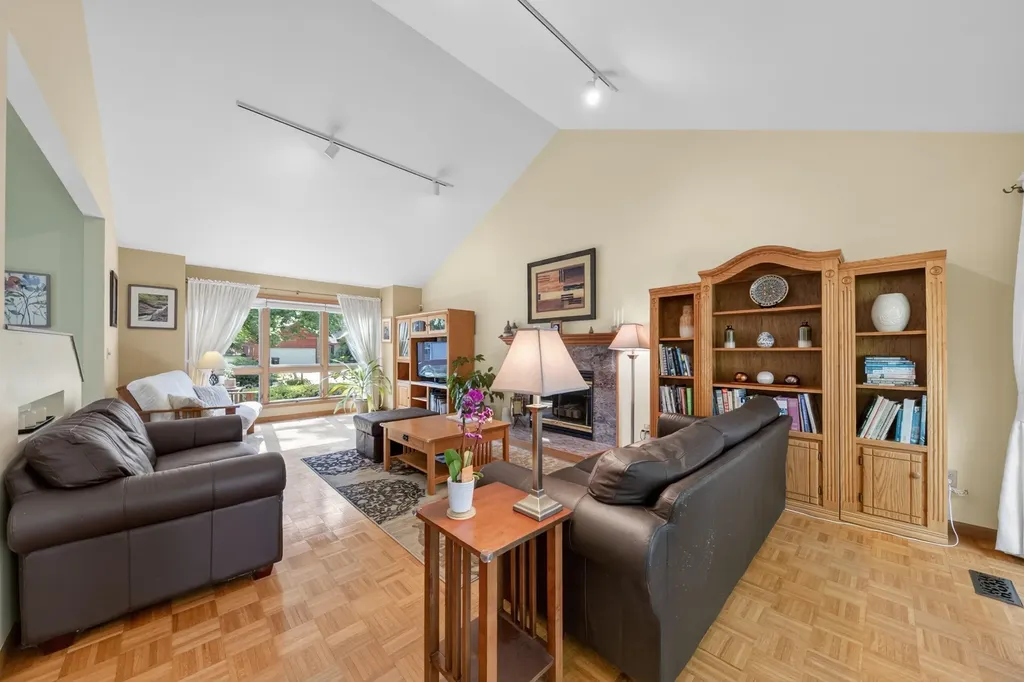 2780 Ember Way Ann Arbor City MI 48104