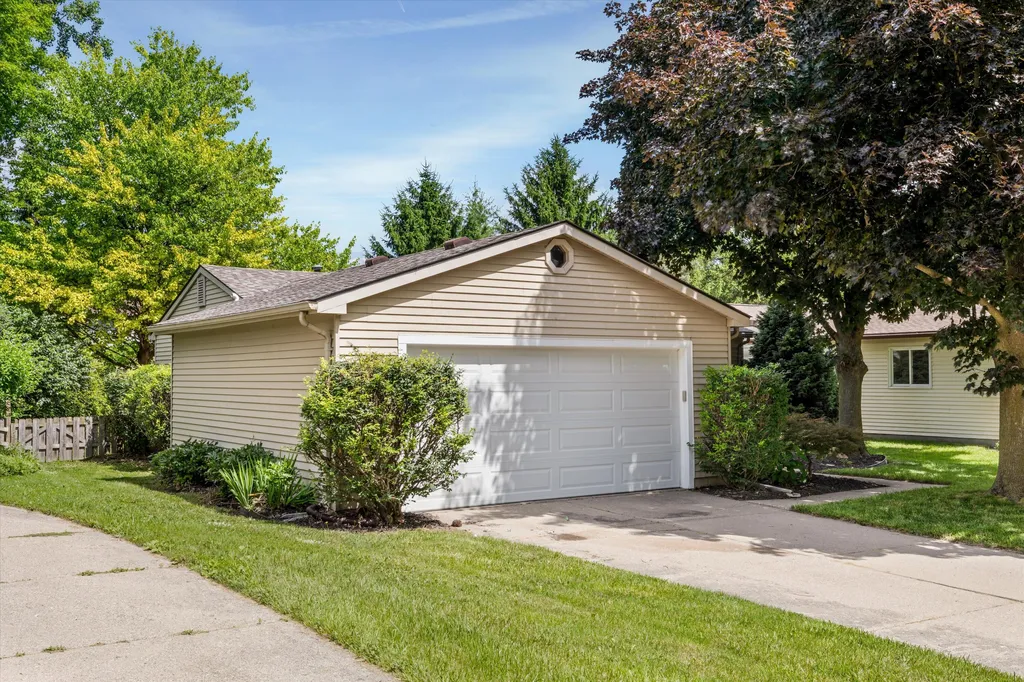 1845 Northbrook Drive Ann Arbor City MI 48103