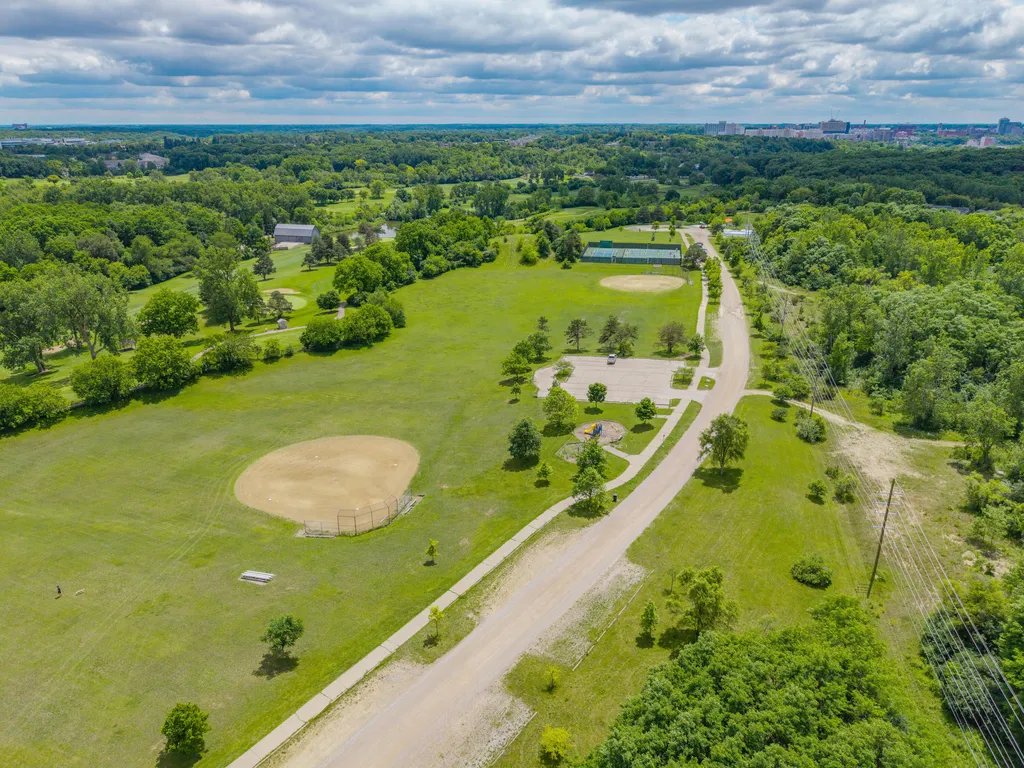 1829 Michelle Court Ann Arbor City MI 48105