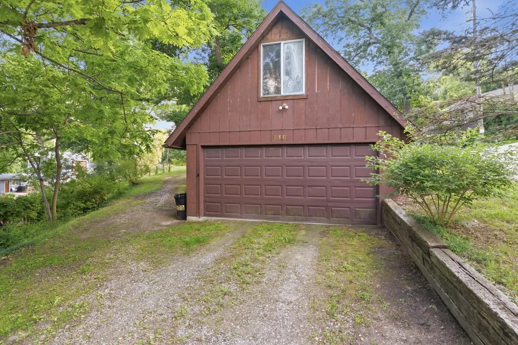 11881 Westshore Drive Putnam Township MI 48169