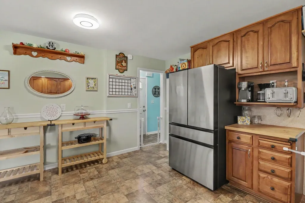 32506 Shawn Drive Warren City MI 48088