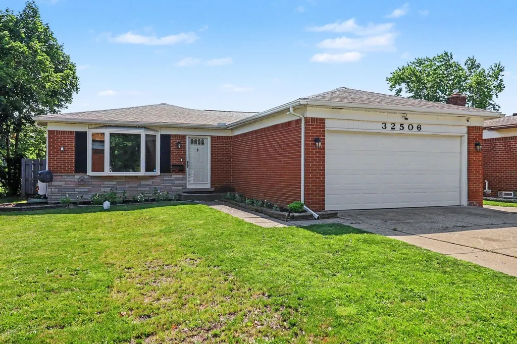 32506 Shawn Drive Warren City MI 48088