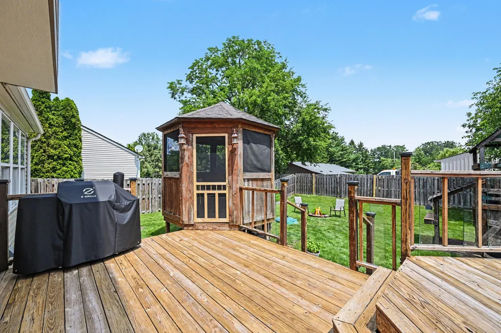 6059 Mapleview Lane Ypsilanti Charter Township MI 48197