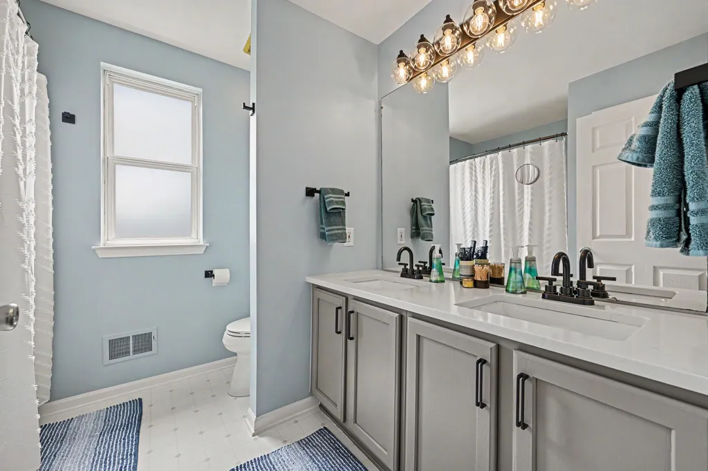 6059 Mapleview Lane Ypsilanti Charter Township MI 48197