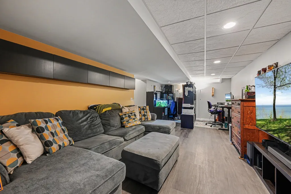 6059 Mapleview Lane Ypsilanti Charter Township MI 48197