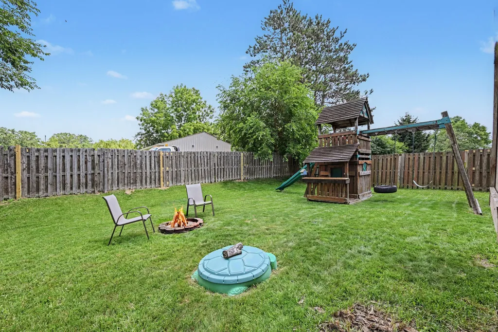 6059 Mapleview Lane Ypsilanti Charter Township MI 48197