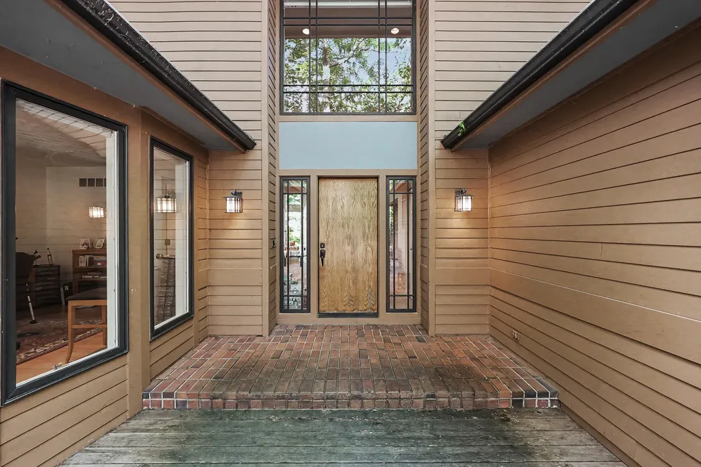 685 Green Road Ann Arbor City MI 48105